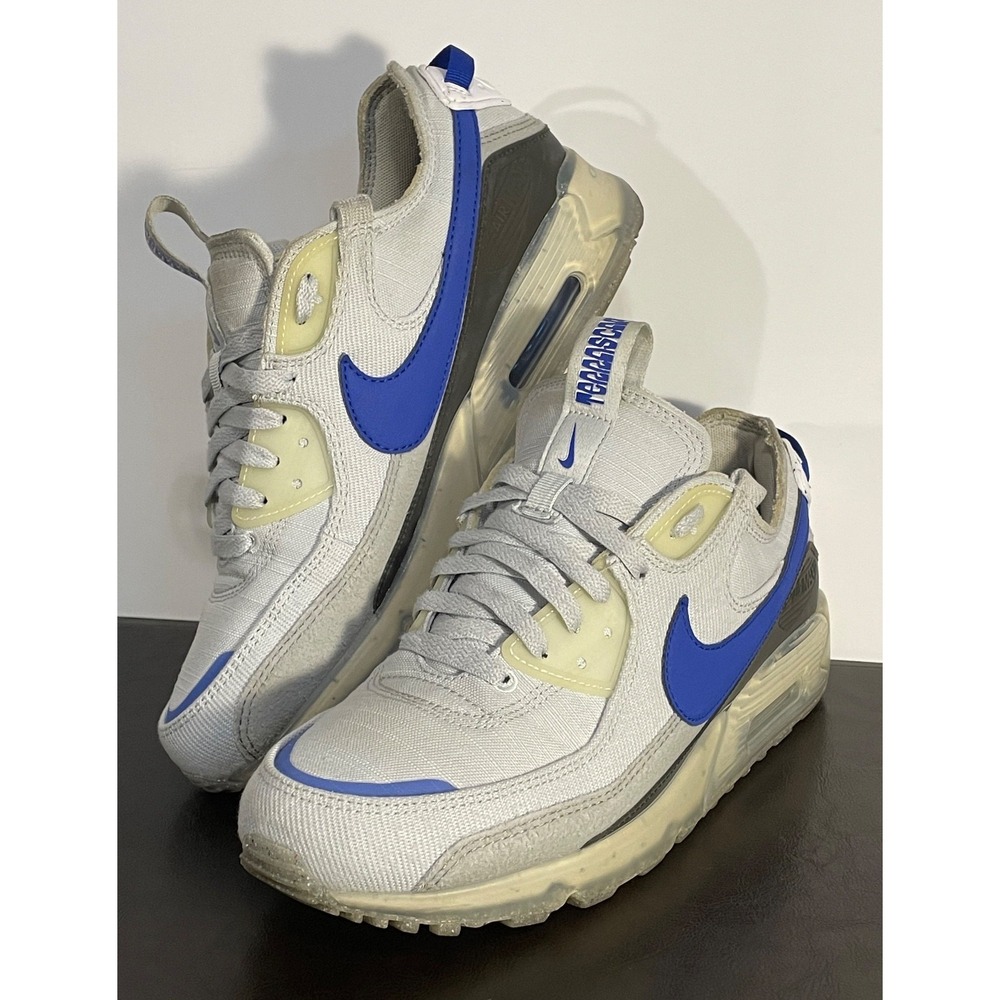 NIKE MENS 9.5 AIR MAX TERASCAPE 90 PURE PLATINUM HYPER ROYAL DV7413-002